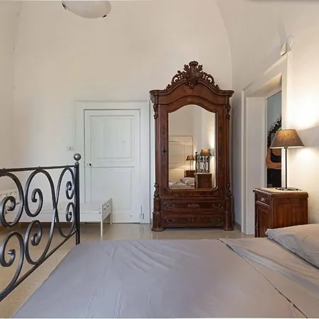 Maison Jasmine Bari