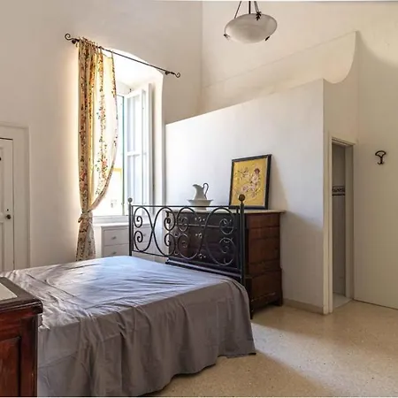 Maison Jasmine בארי