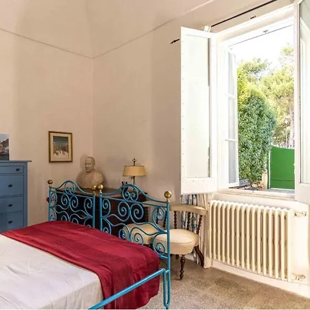 Maison Jasmine בארי